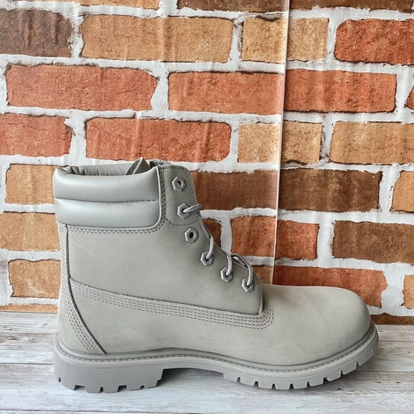 New Women’s Timberland Waterville 6in WP Boot gray - Picture 2 of 6
